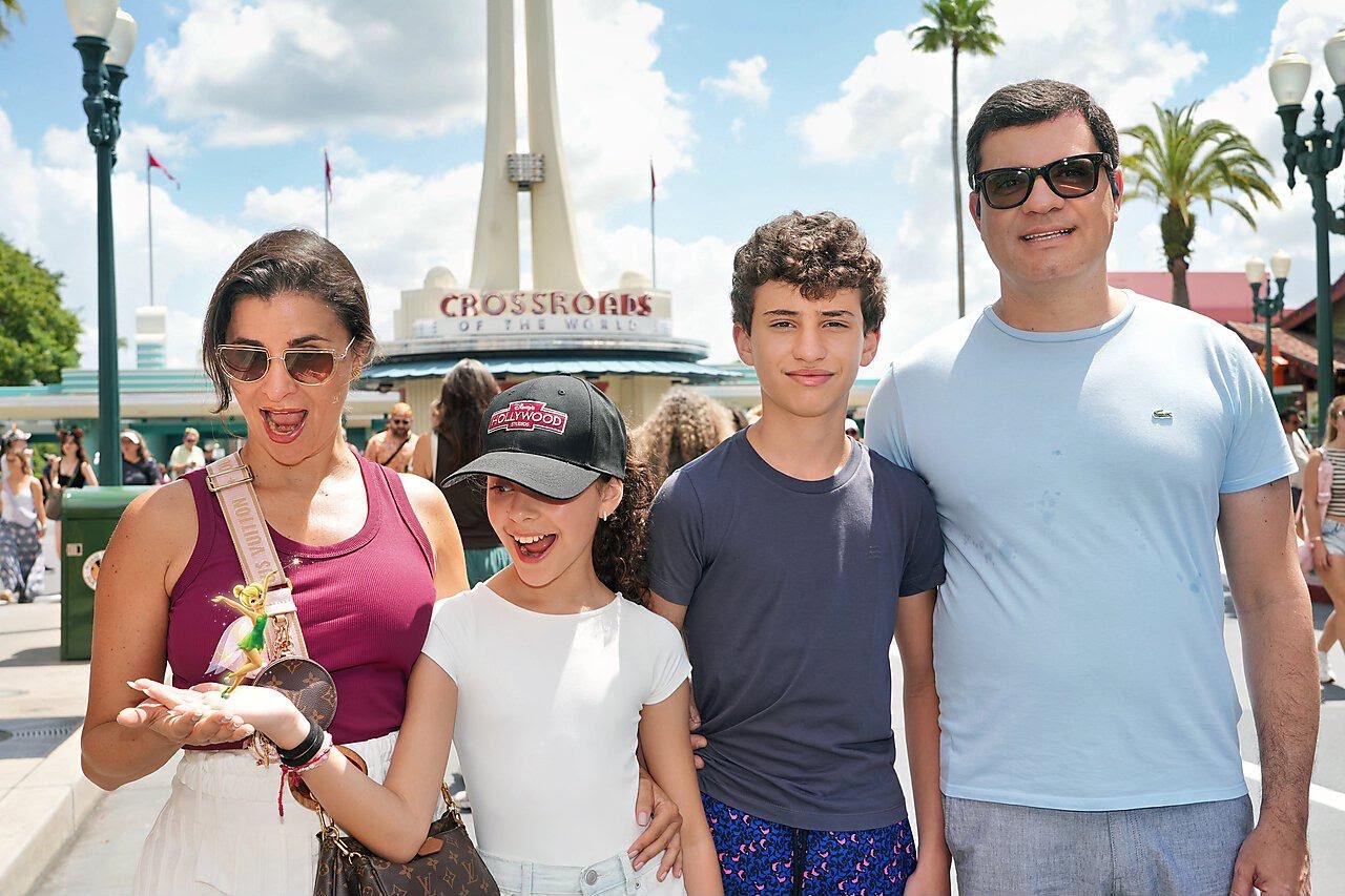 Família reunida no Disney Hollywood Studios